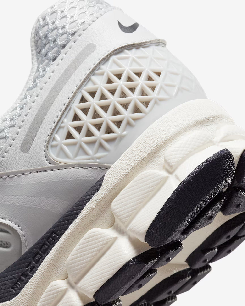 Nike Zoom Vomero 5